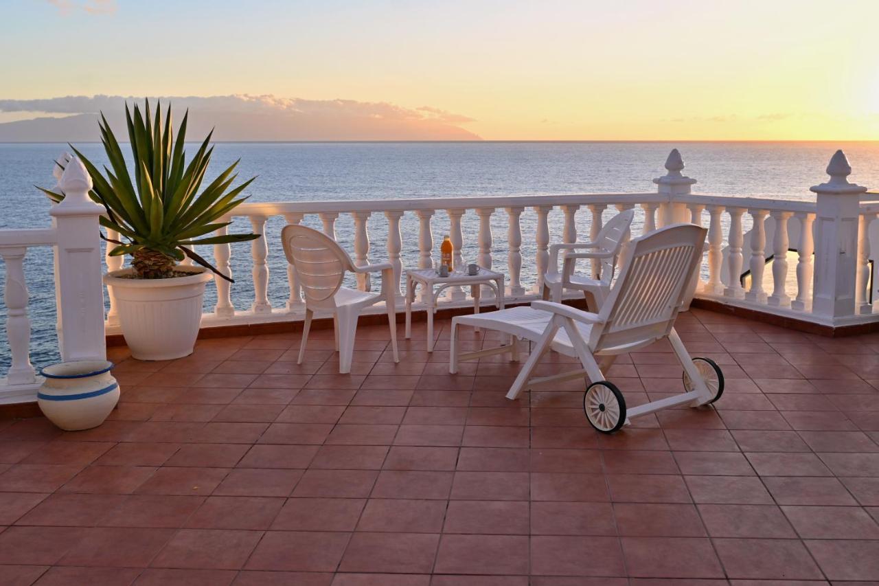 1St Line Sea View & Rooftop - Arena Puerto de Santiago  Bagian luar foto